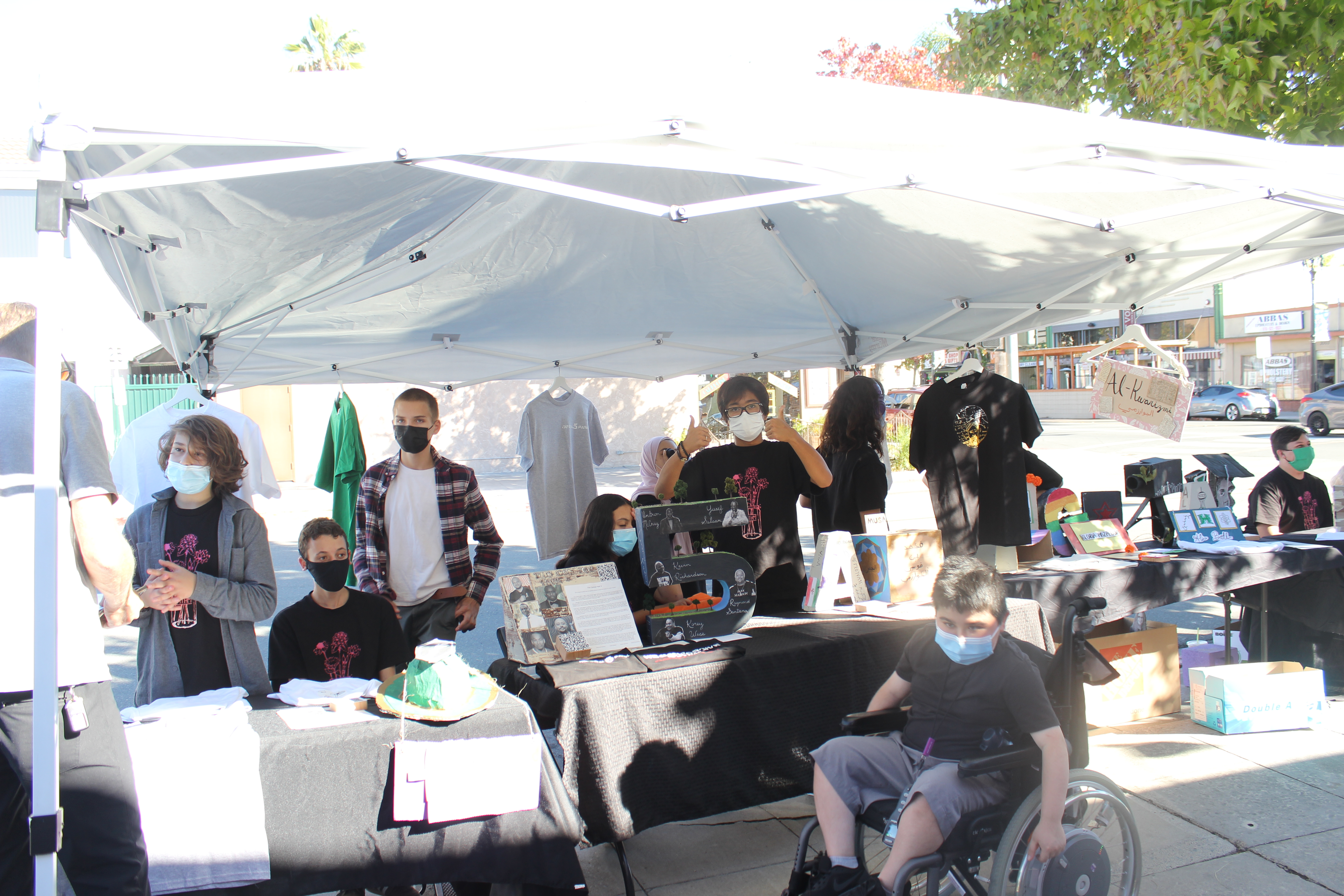 First project exhibition in 9th-grade with a student-led pop-up market
